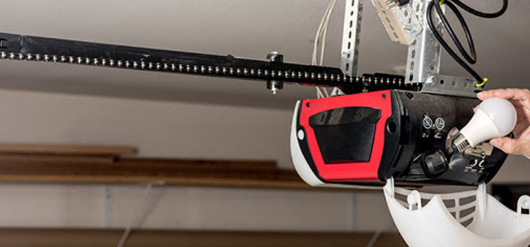 automatic garage door opener repair in Evanston, Illinois